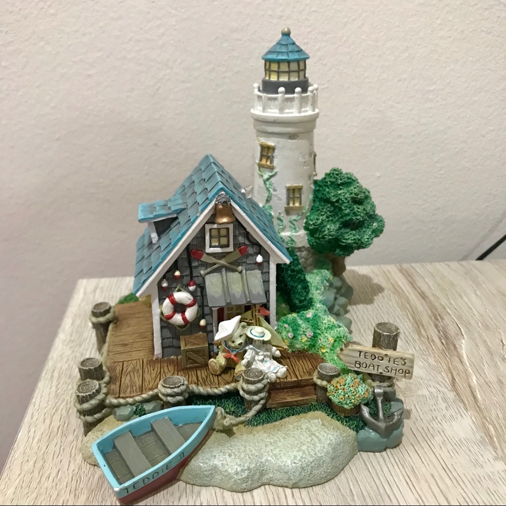 Cherished Teddies - Teddy's Boat Shop Sculpture
